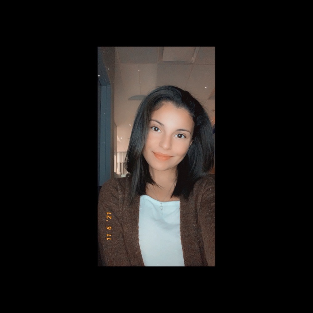 Meet your Posher, Aneesa